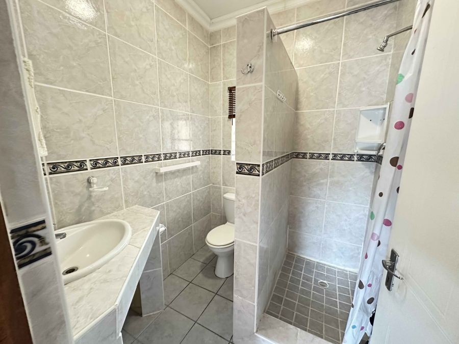 4 Bedroom Property for Sale in Cola Beach Western Cape